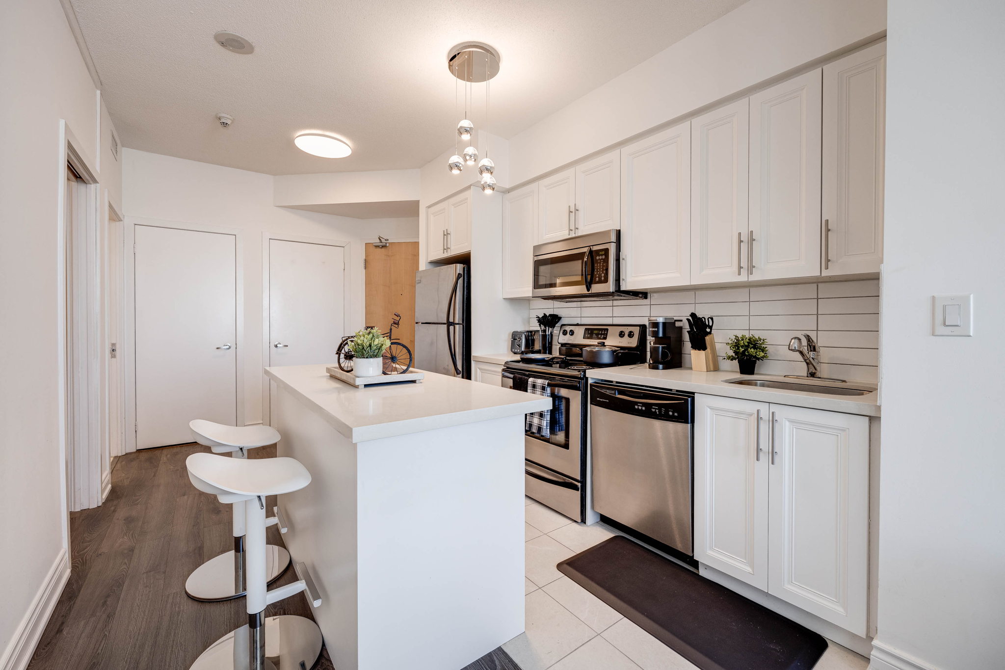 Toronto property showcase — delivered property photograph 4