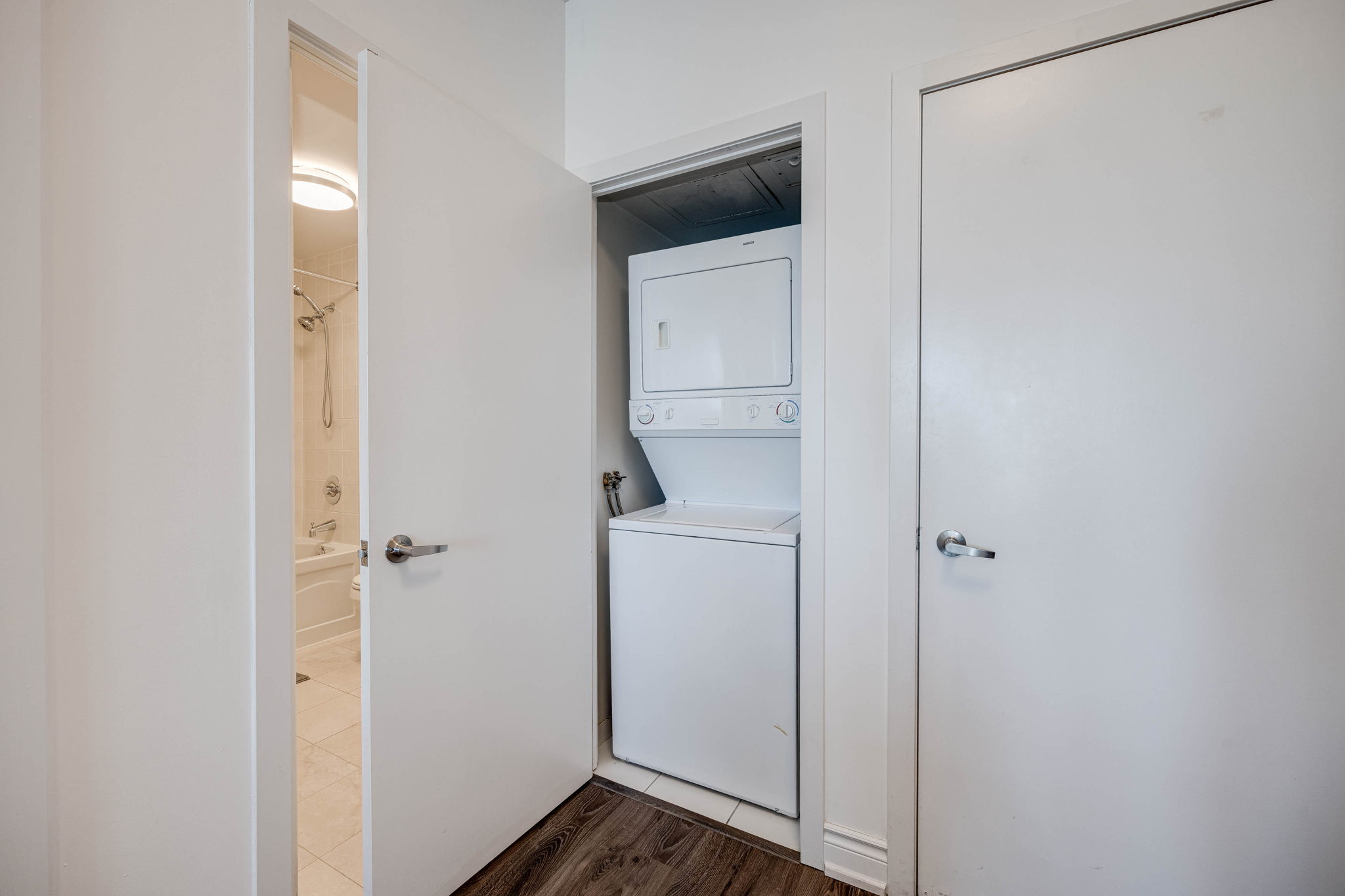 Toronto property showcase — delivered property photograph 18