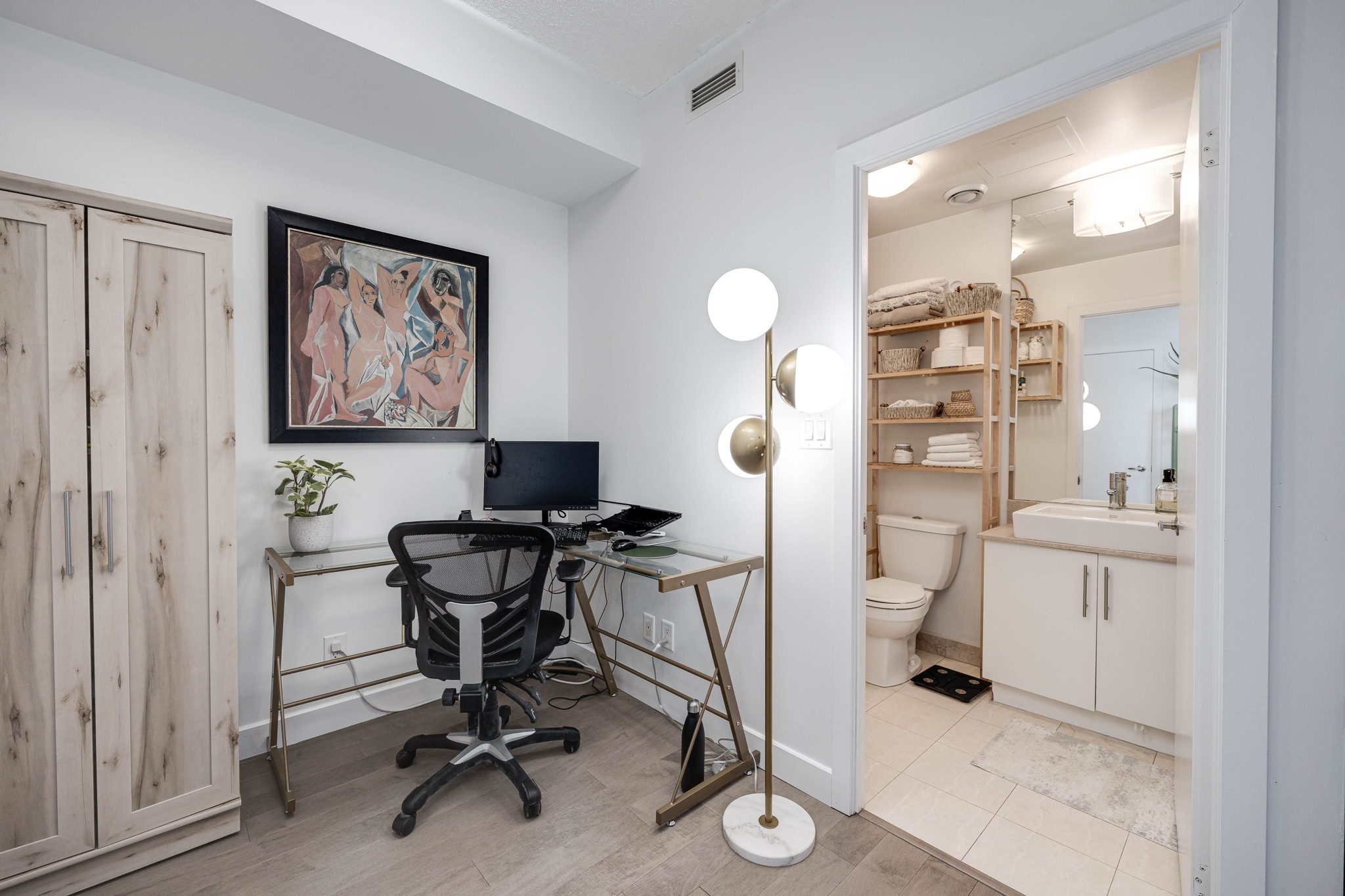 Toronto property showcase — delivered property photograph 14