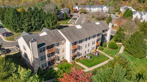 25. Back exterior.jpg