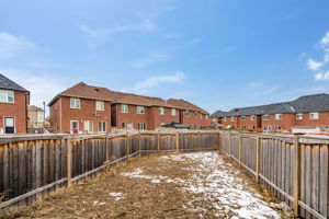  55 Burnstown Cir, Brampton, ON L6P, US Photo 46