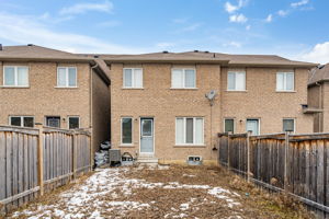  55 Burnstown Cir, Brampton, ON L6P, US Photo 49