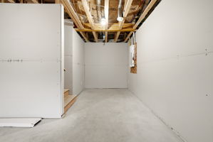  Photo 35