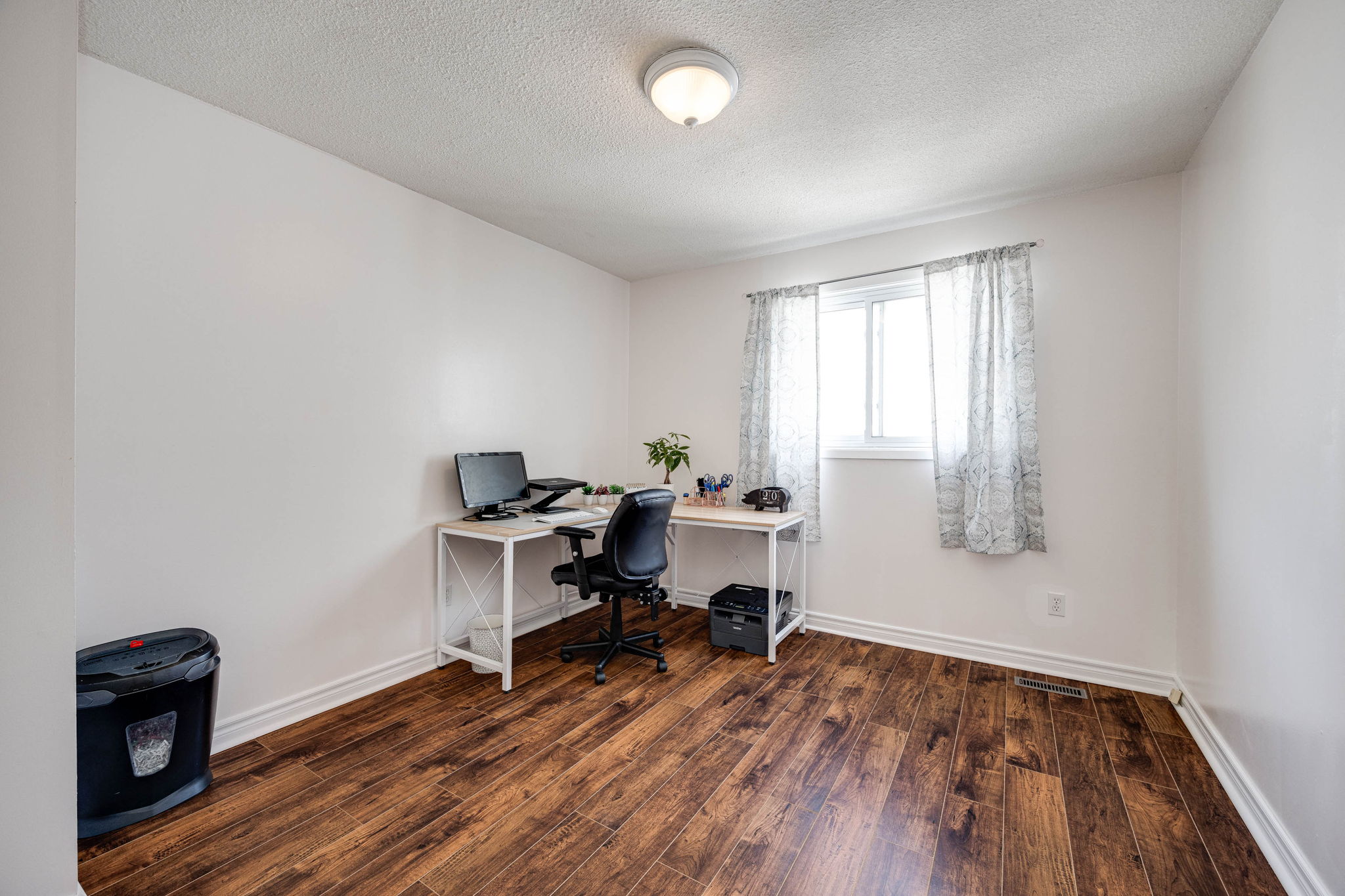 Toronto property showcase — delivered property photograph 19