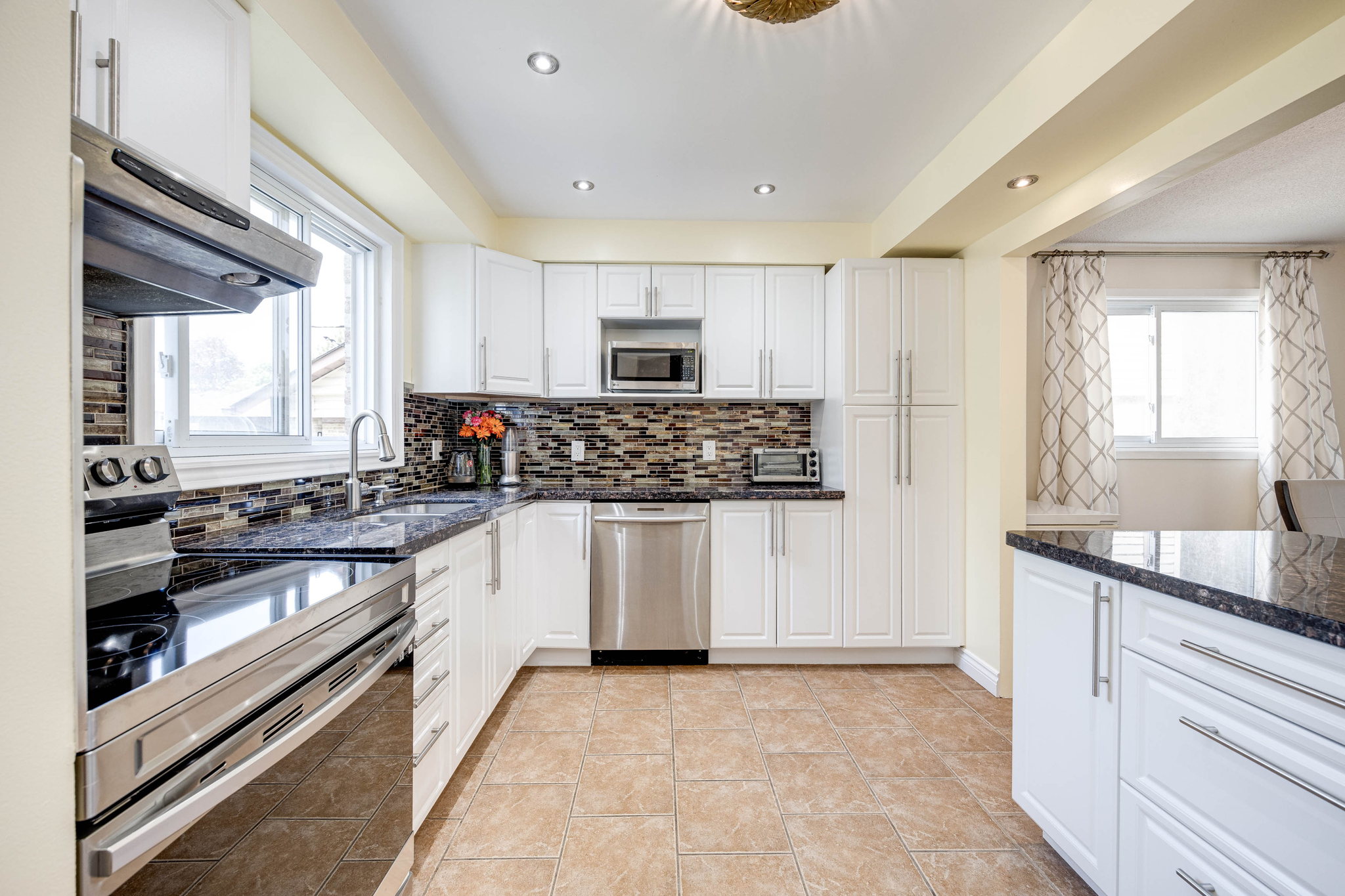 Toronto property showcase — delivered property photograph 15