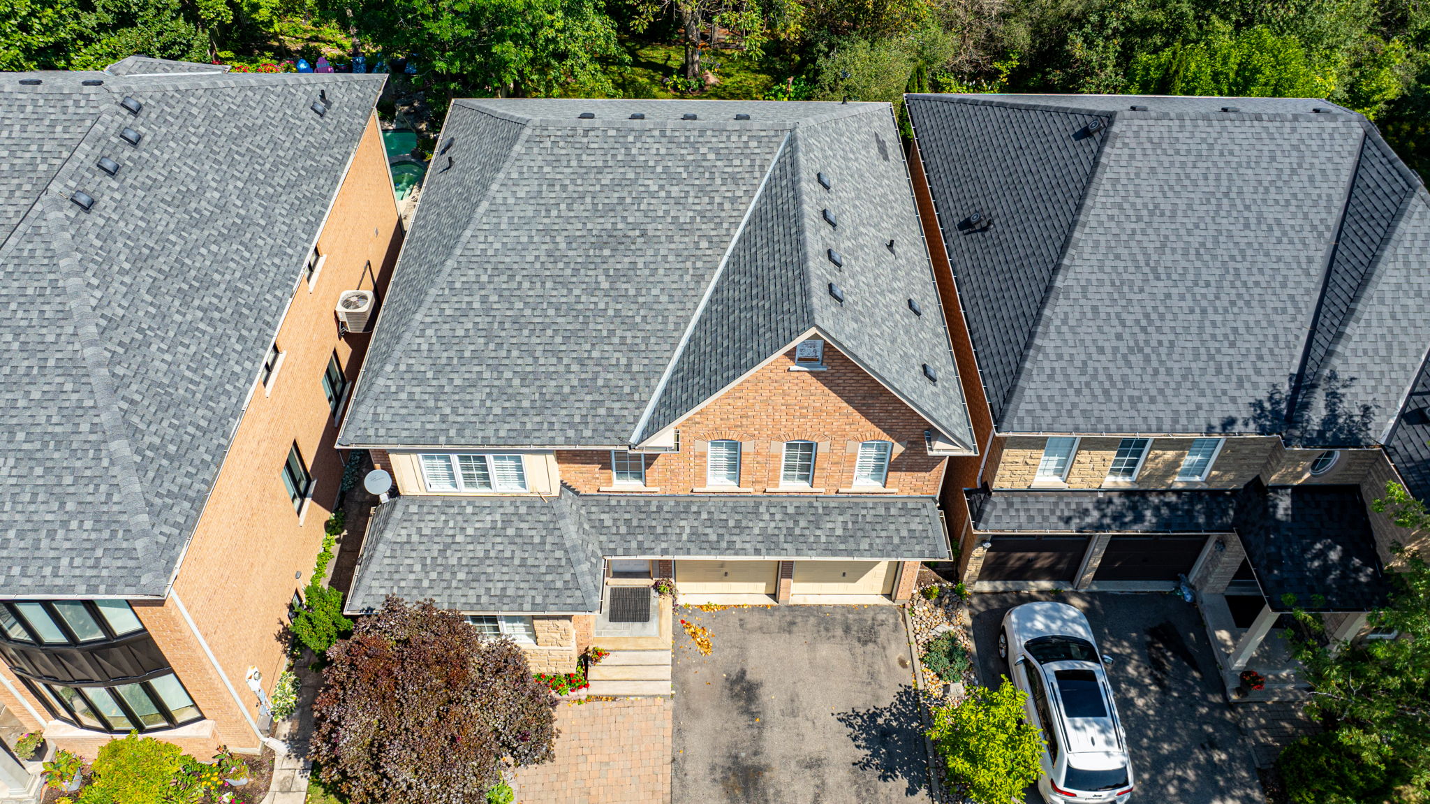 55 Greenbank Dr Richmond Hill, ON L4E 4C4