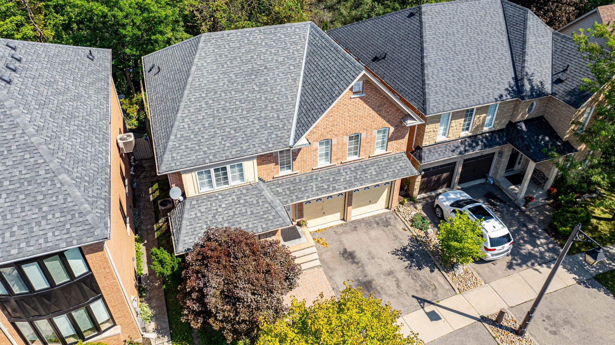 55 Greenbank Dr Richmond Hill, ON L4E 4C4