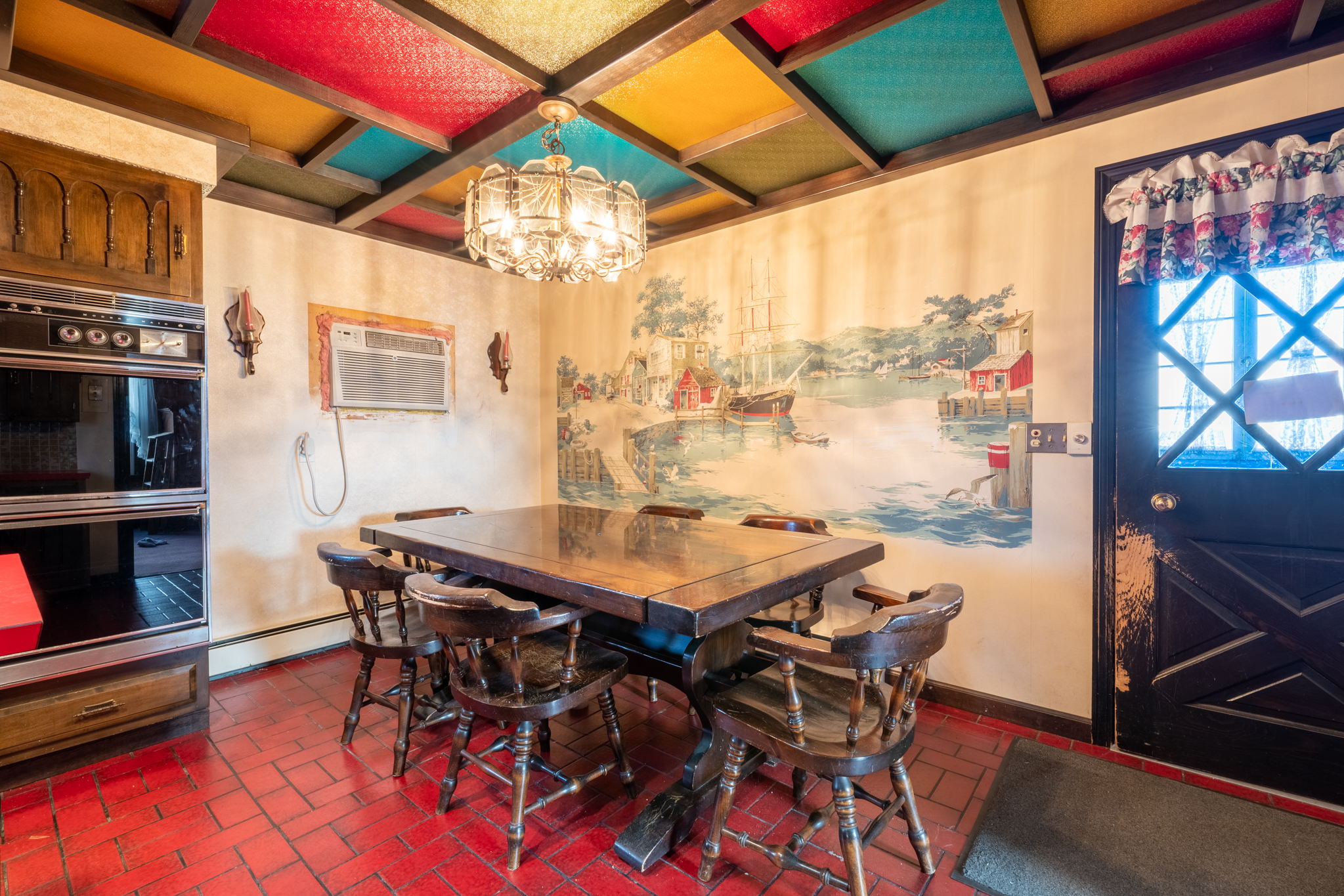 55 Hazel St, Hartford, CT 06106 Ed McCullough Photography