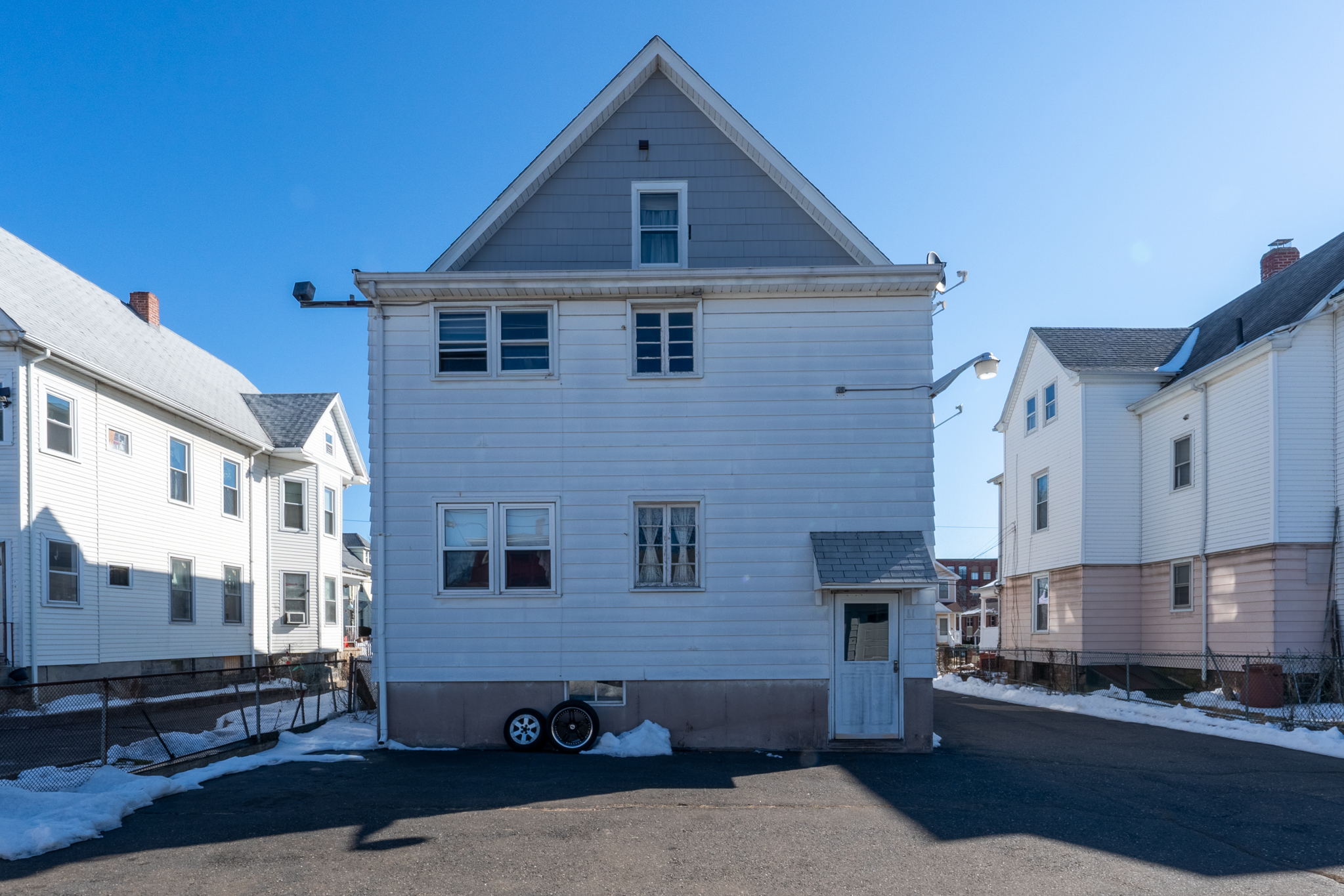 55 Hazel St, Hartford, CT 06106, USA Photo 5