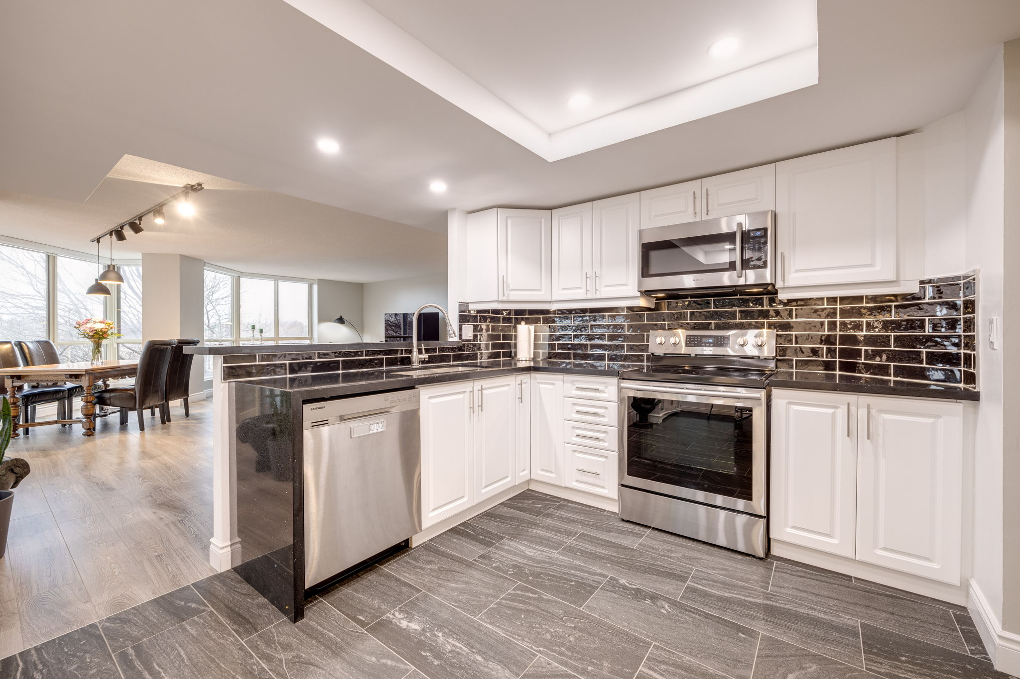 Mississauga property showcase — delivered property photograph 14