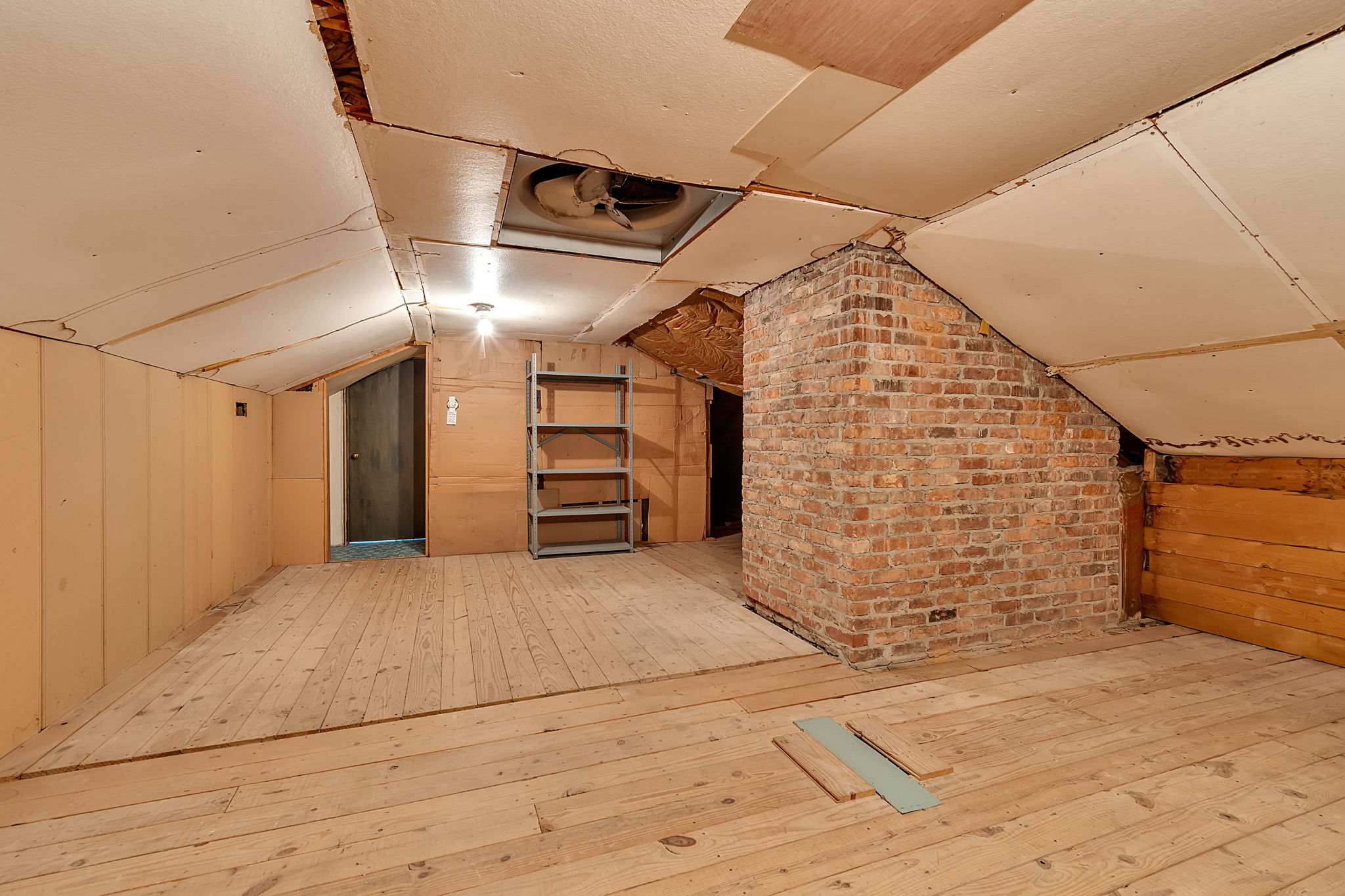  Photo 67