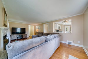  55 Lancaster Rd, Bristol, CT 06010, US Photo 4
