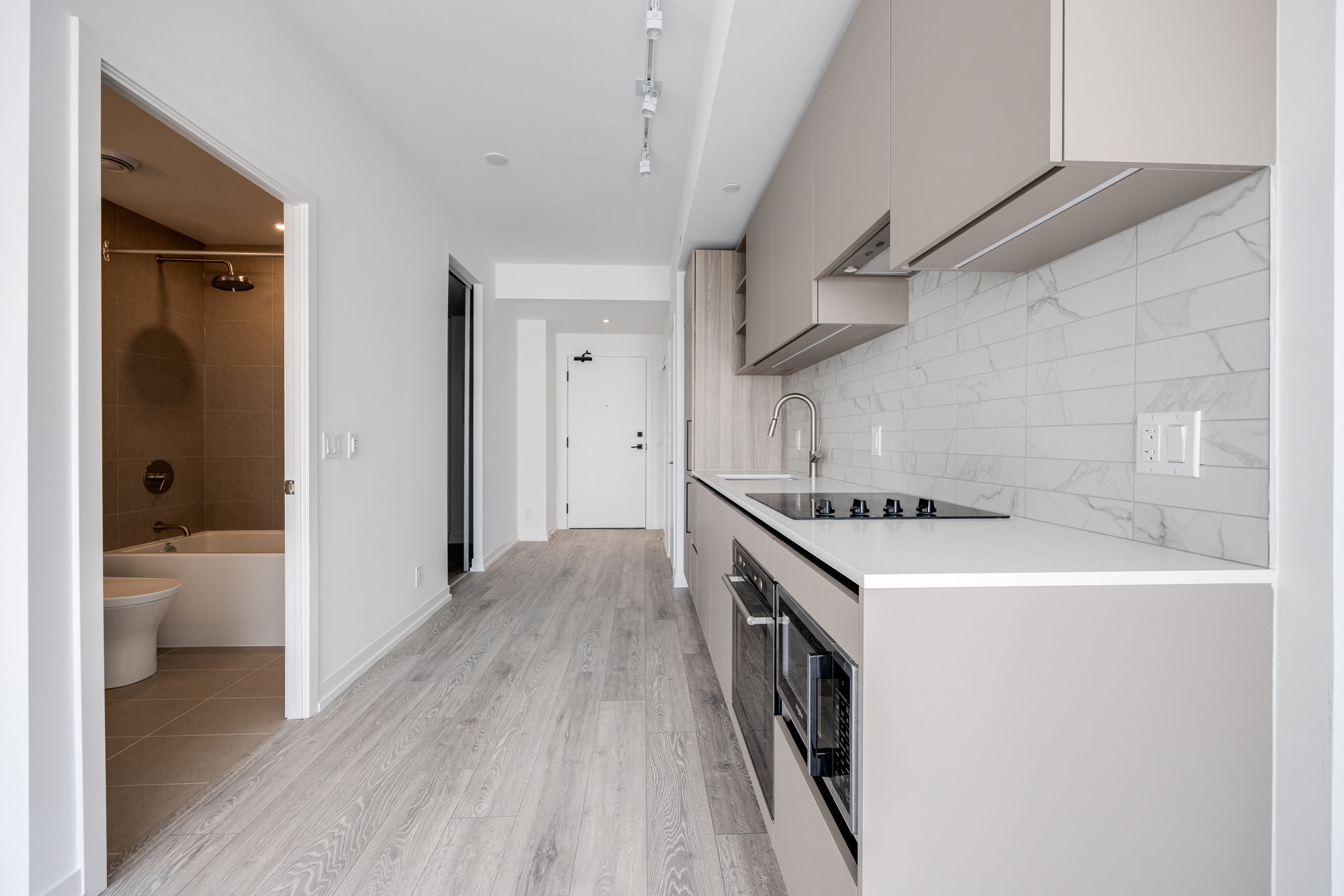 Toronto property showcase — delivered property photograph 9