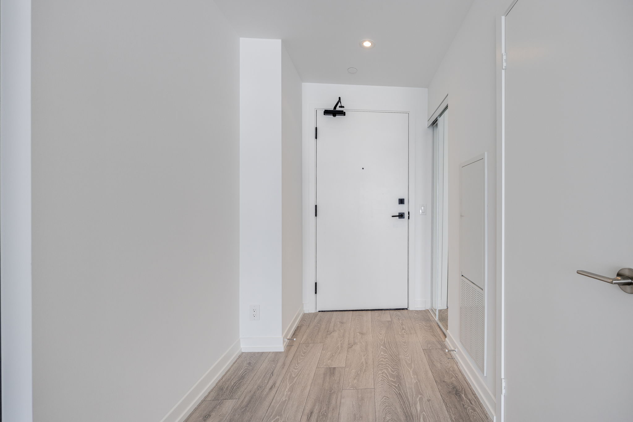 Toronto property showcase — delivered property photograph 15