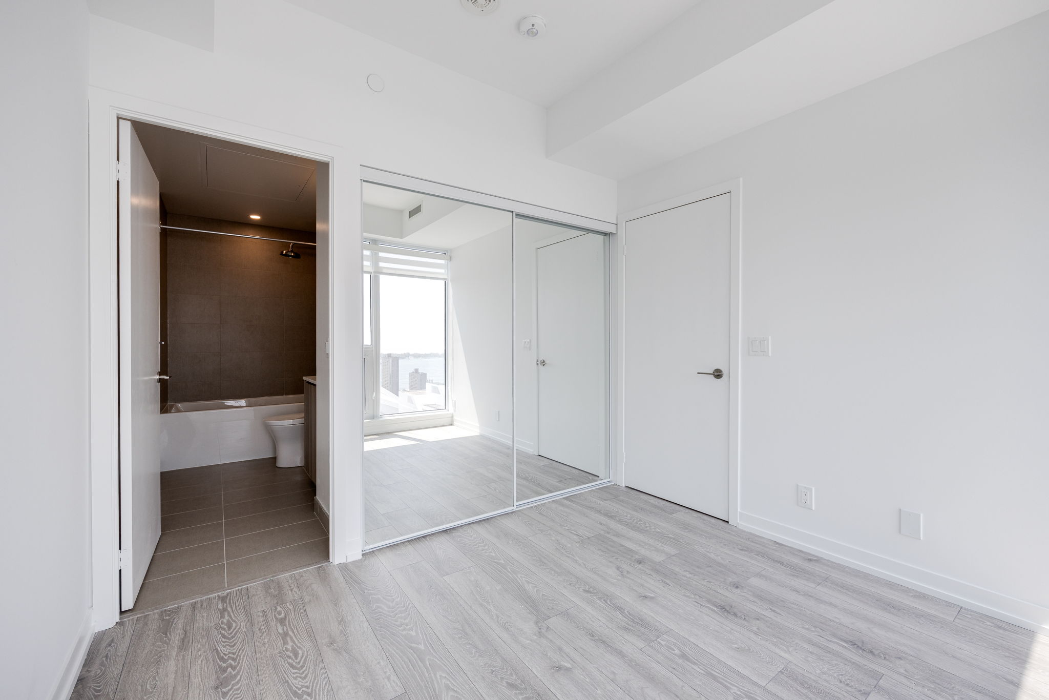 Toronto property showcase — delivered property photograph 20