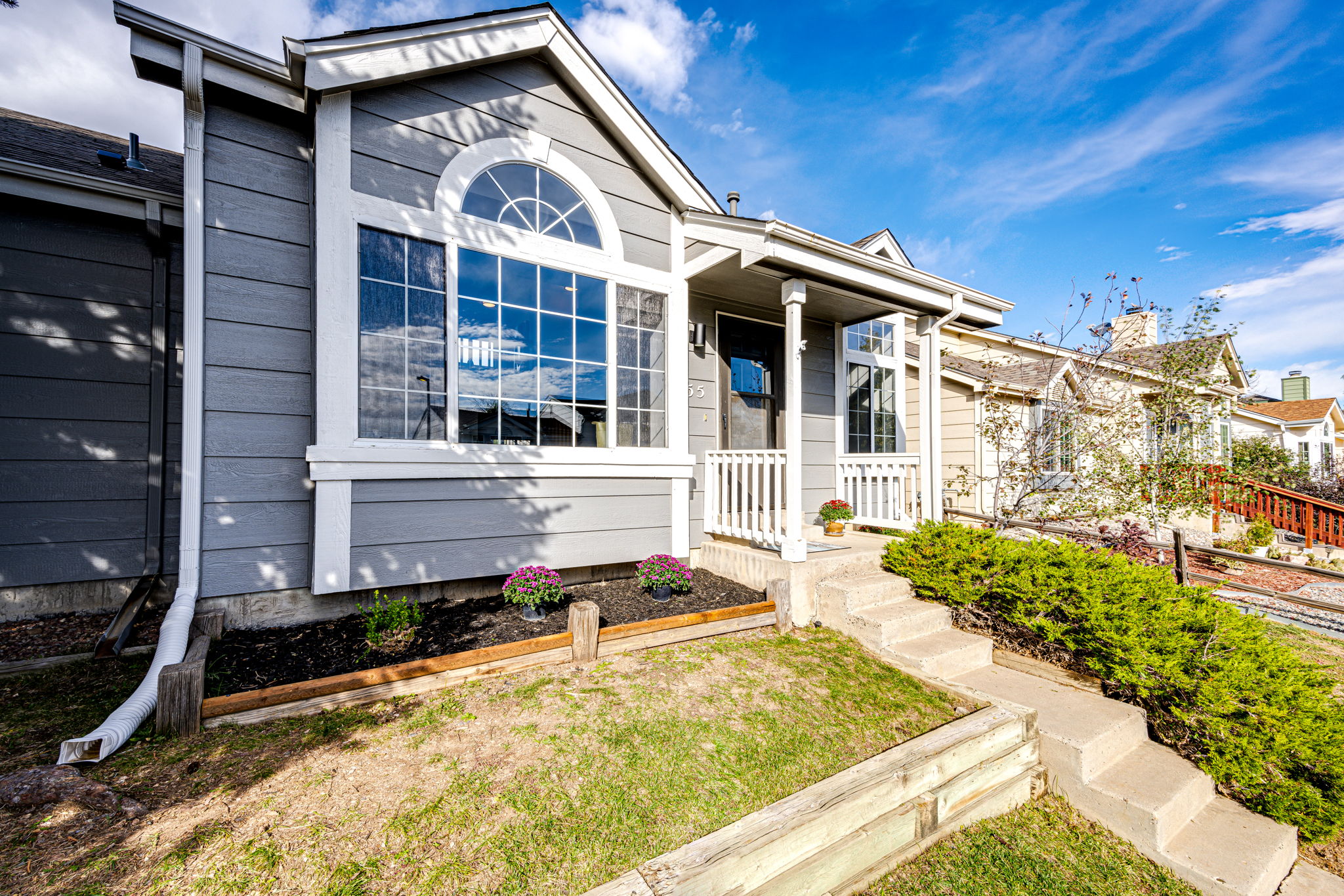 Must see this split-level home in Castle Rock!