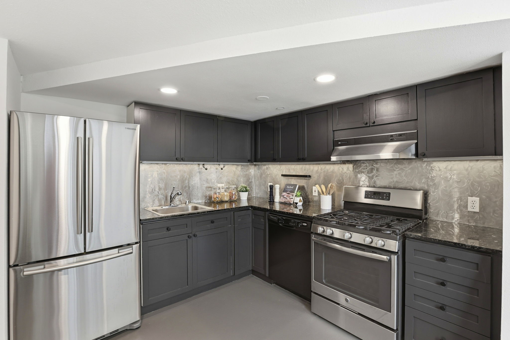 011_F8_55 Norfolk St