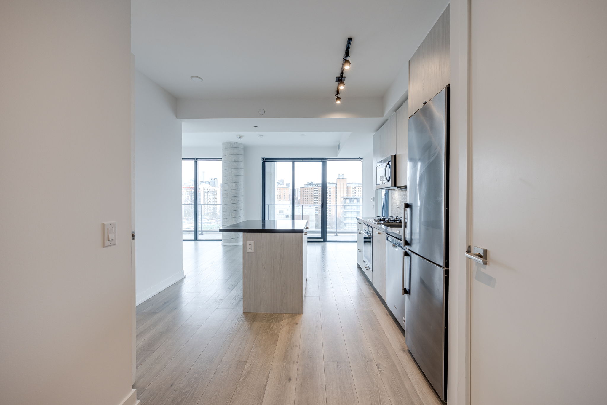 Toronto property showcase — delivered property photograph 4