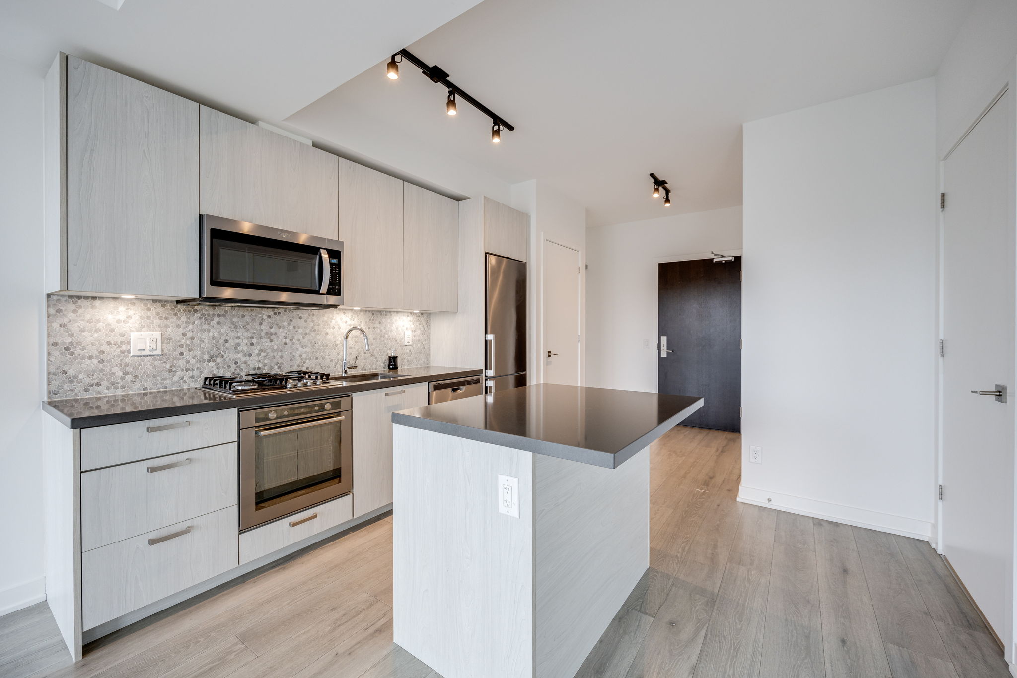 Toronto property showcase — delivered property photograph 7