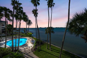 Primary Bedroom Balcony View3