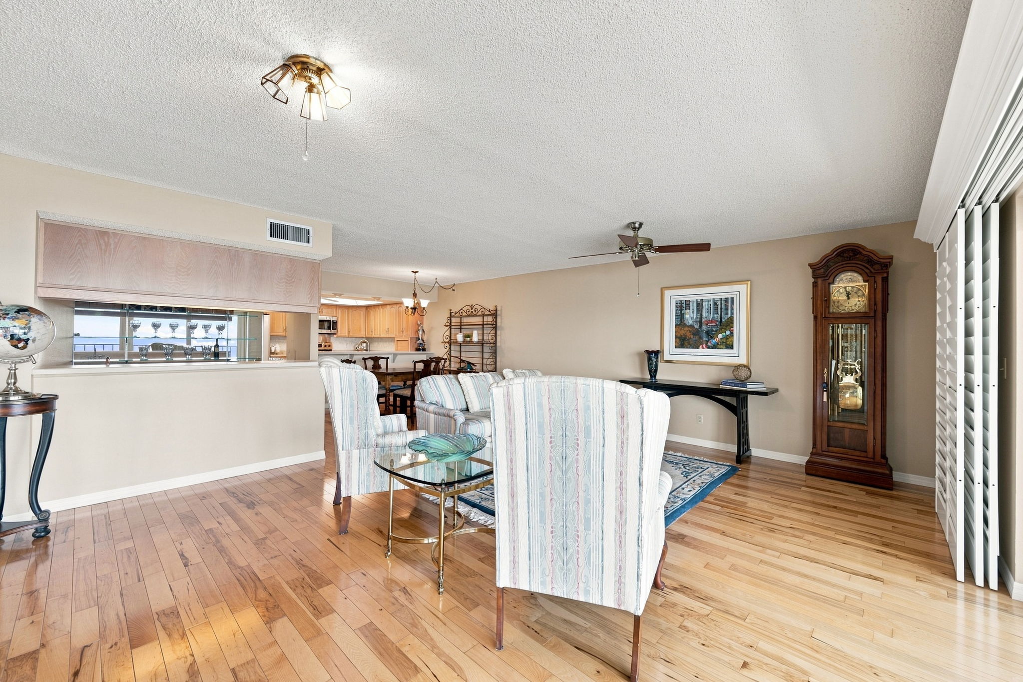 Family Room6