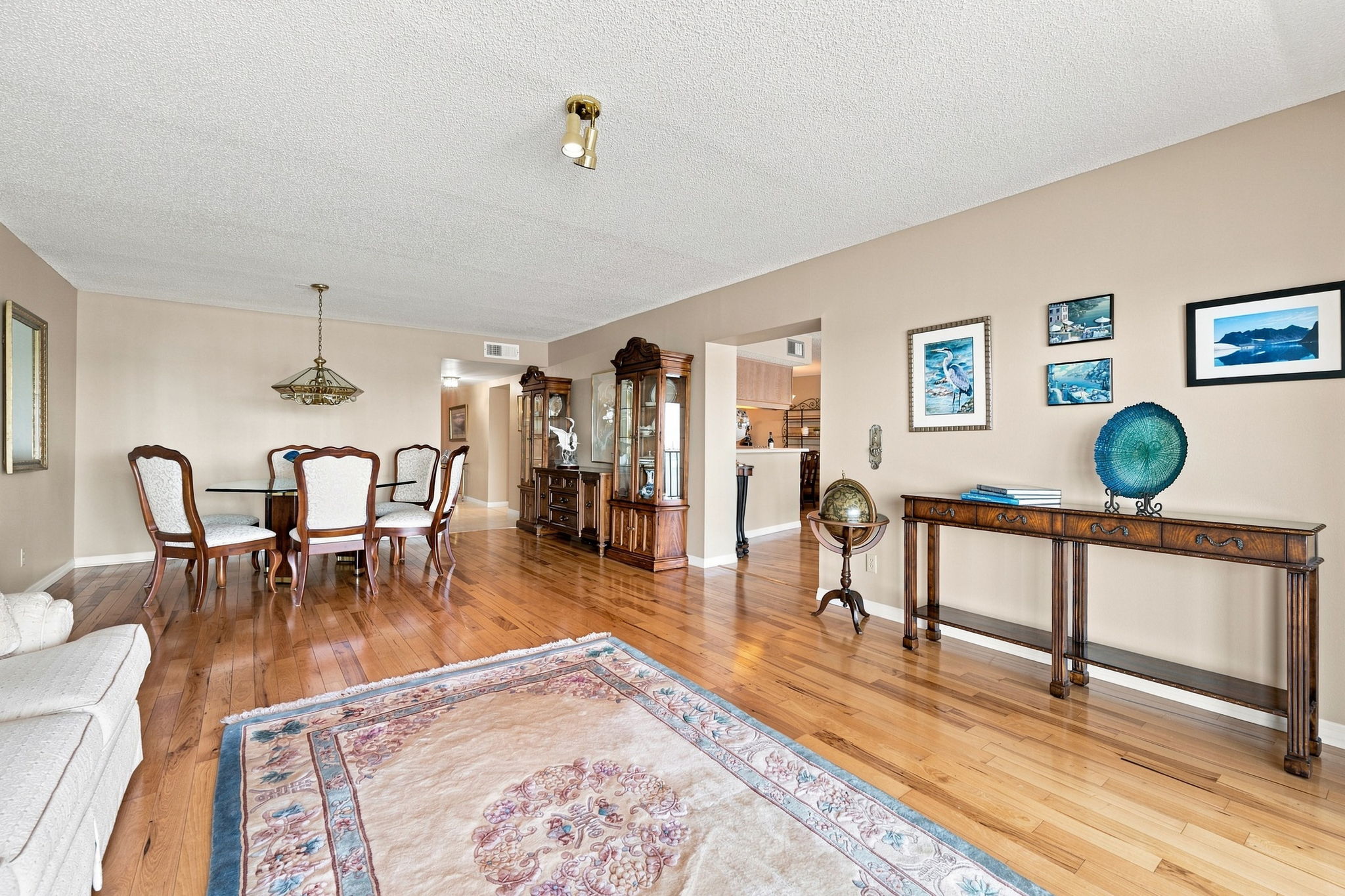 Living Room3