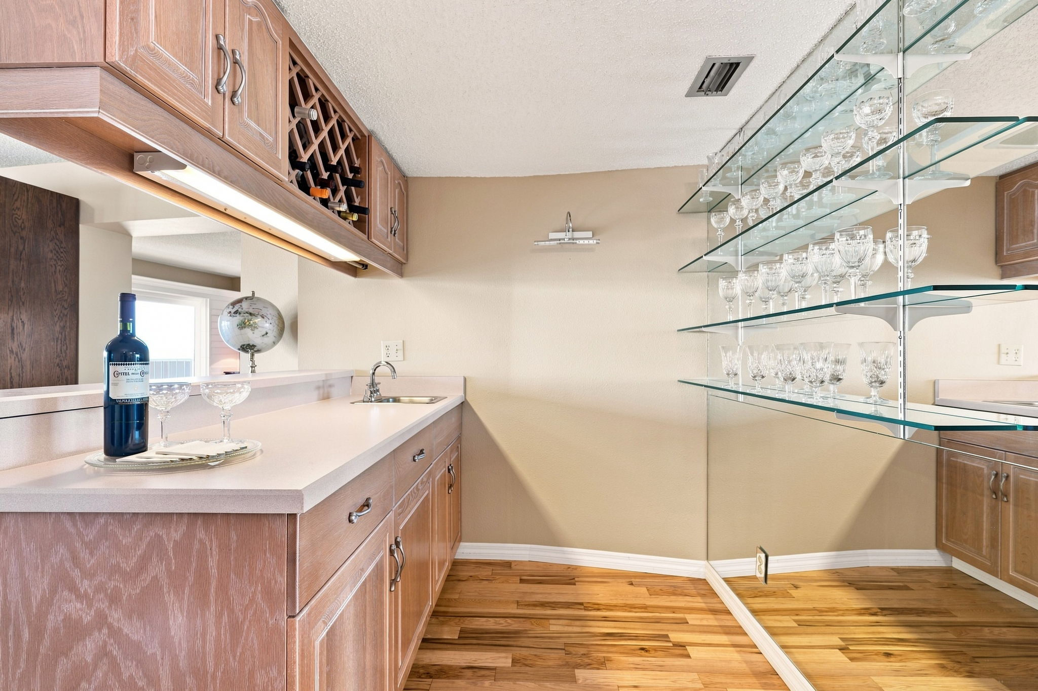 Wet Bar2