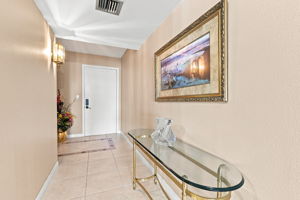 Foyer2