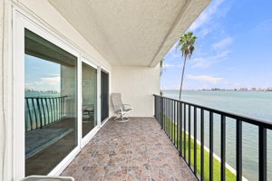 Living Room Balcony1