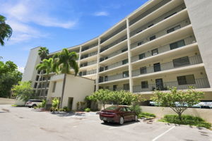 Front Exterior1