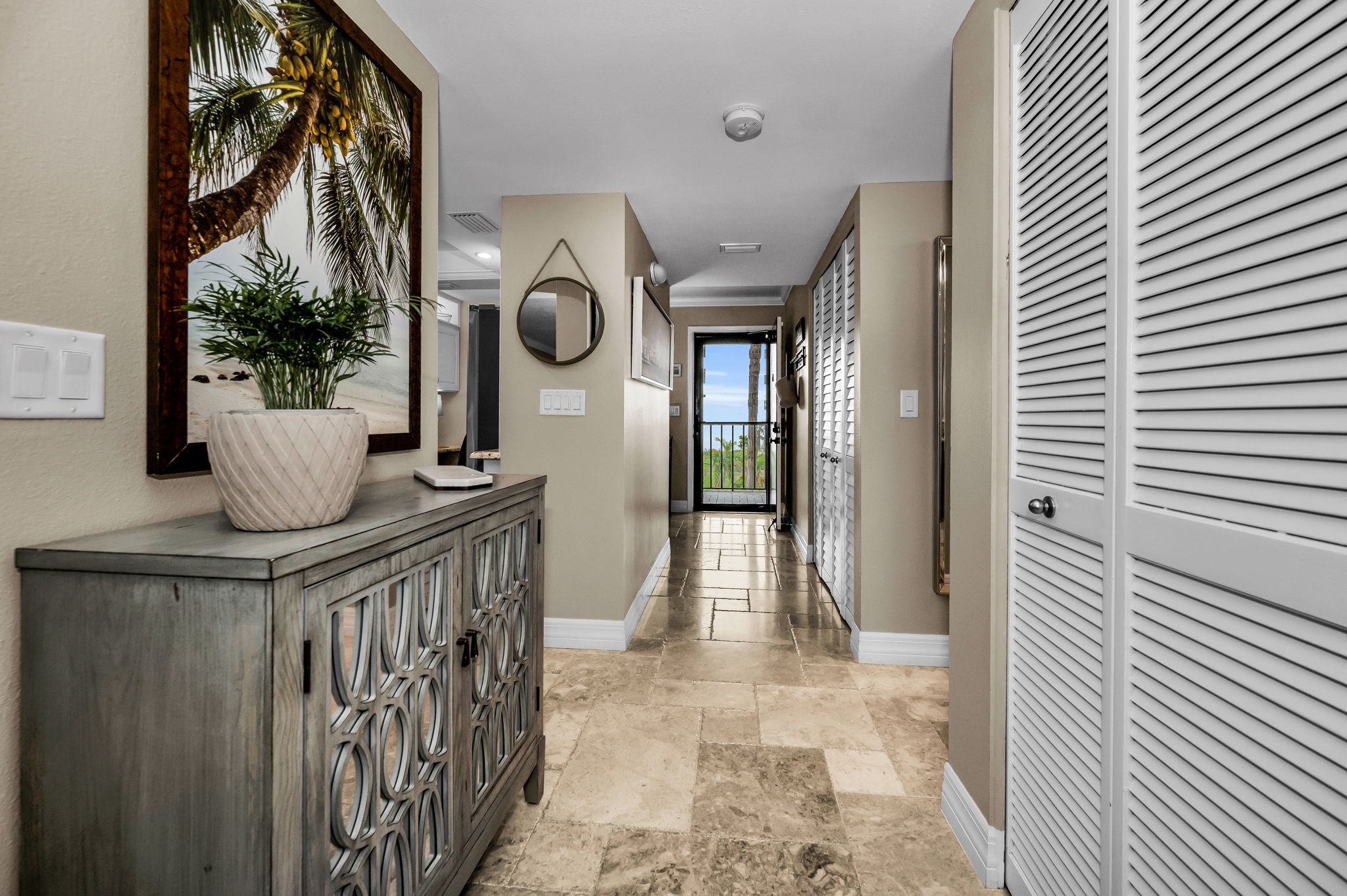 Foyer1b