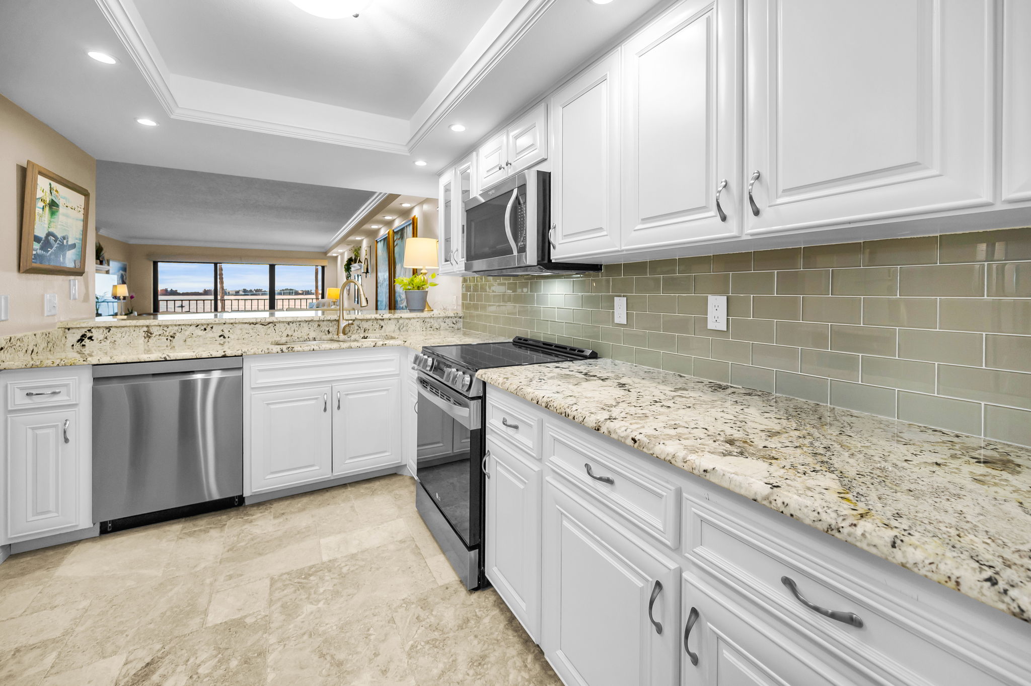 Kitchen11