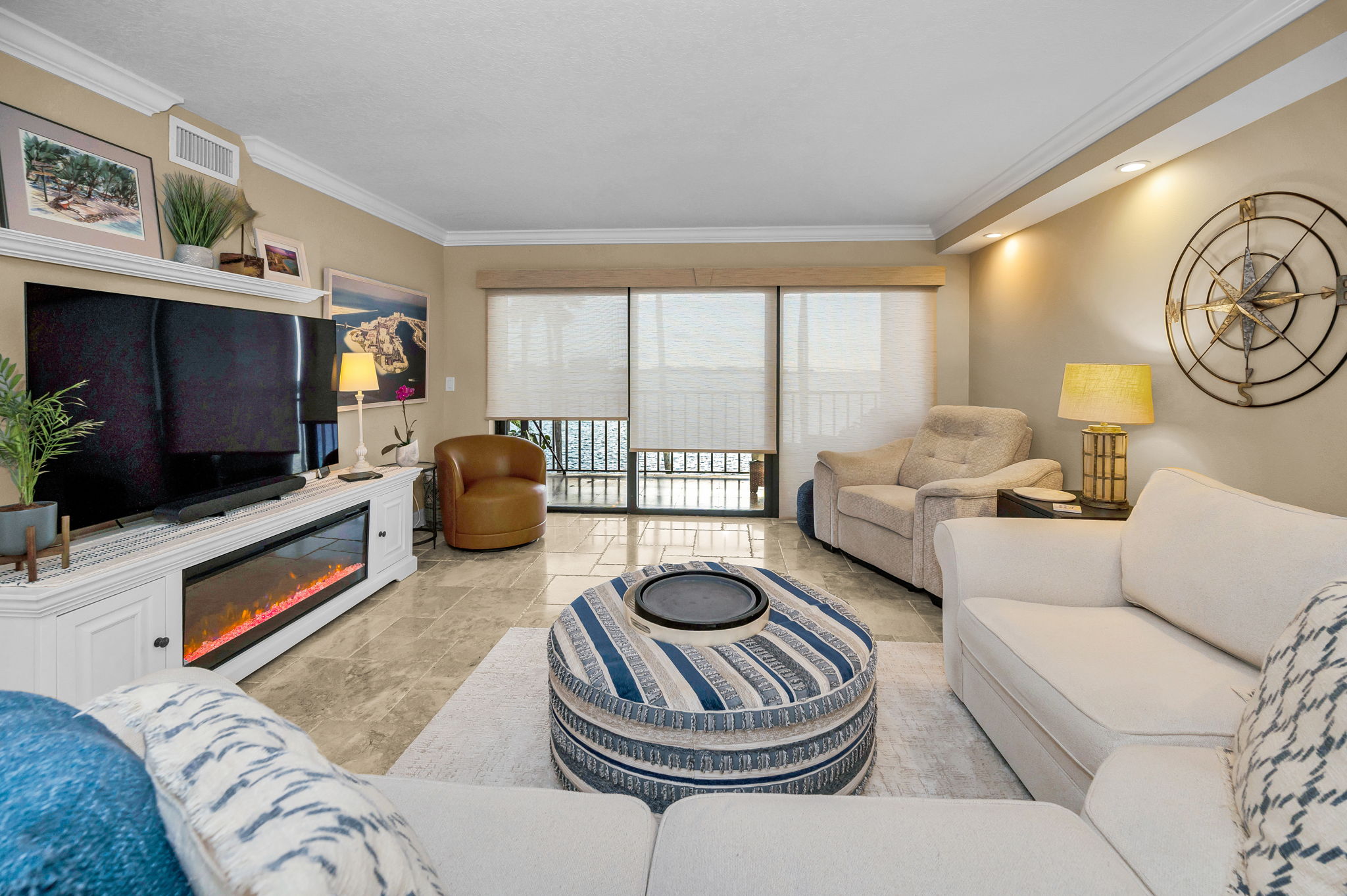 Living Room7b