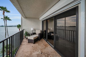 Balcony6