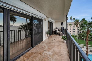 Balcony7