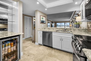 Kitchen12