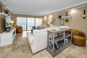 Living Room7a