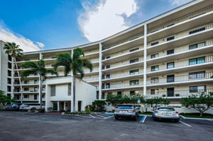 Front Exterior1