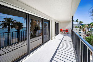 Balcony8