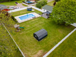  Photo 44