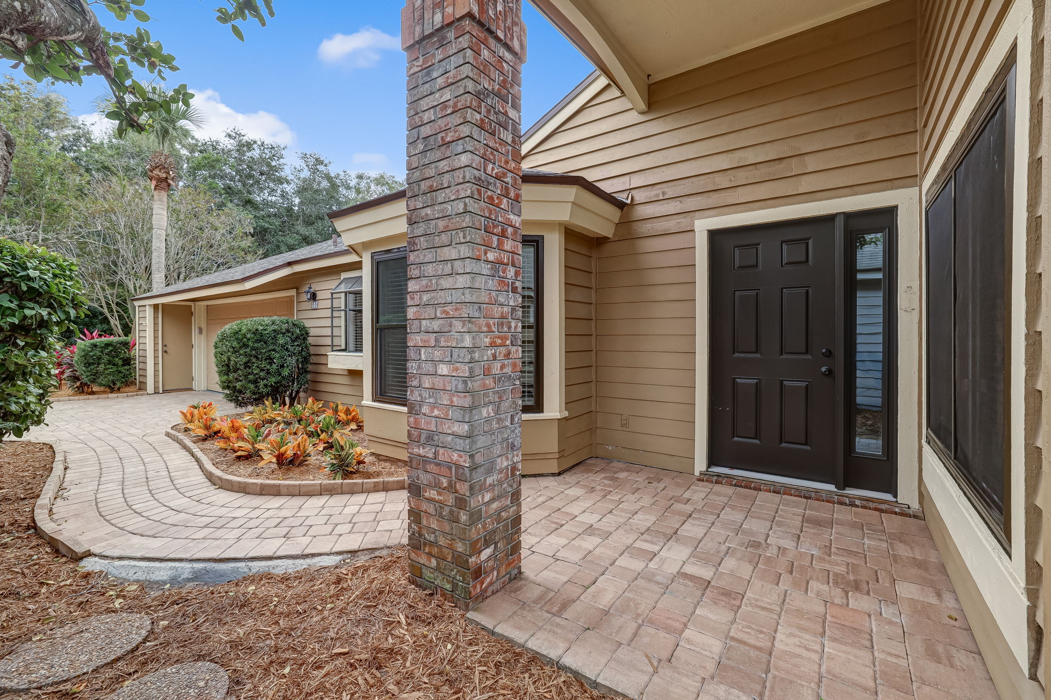 Front Entry Detail
