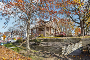 Standish St-S1511-003.jpg