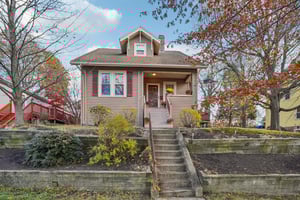 Standish St-S1511-004.jpg