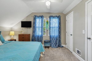  Photo 39