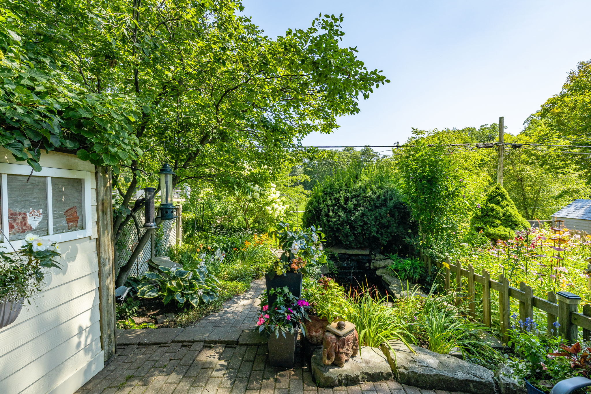 Property in Toronto — delivered property photograph 11