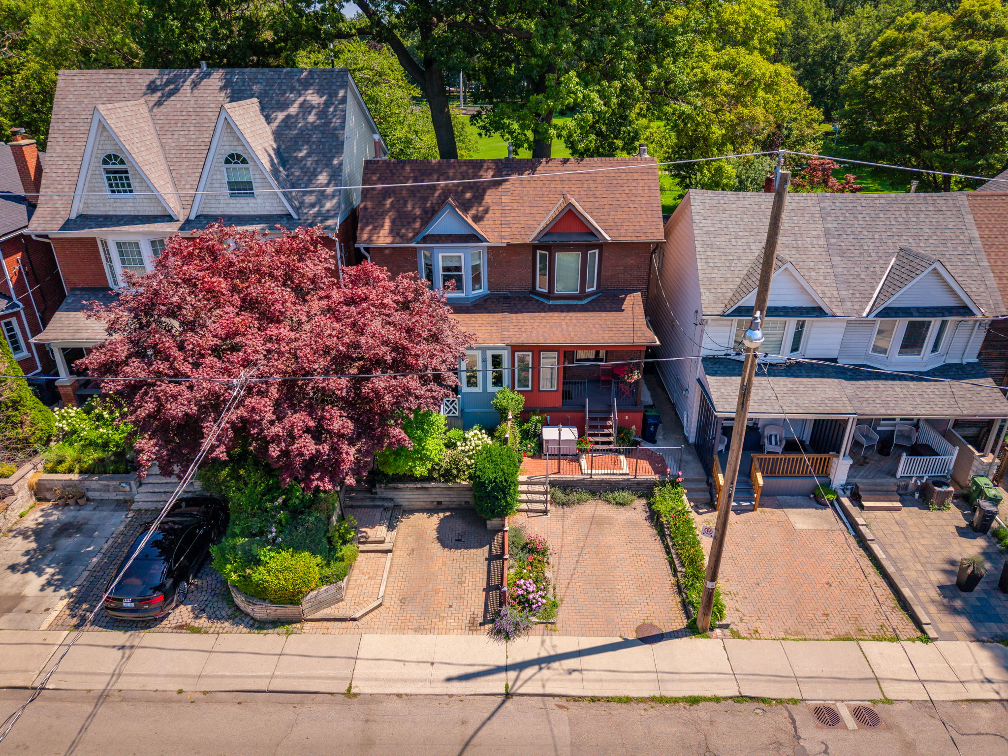 Property in Toronto — delivered property photograph 18