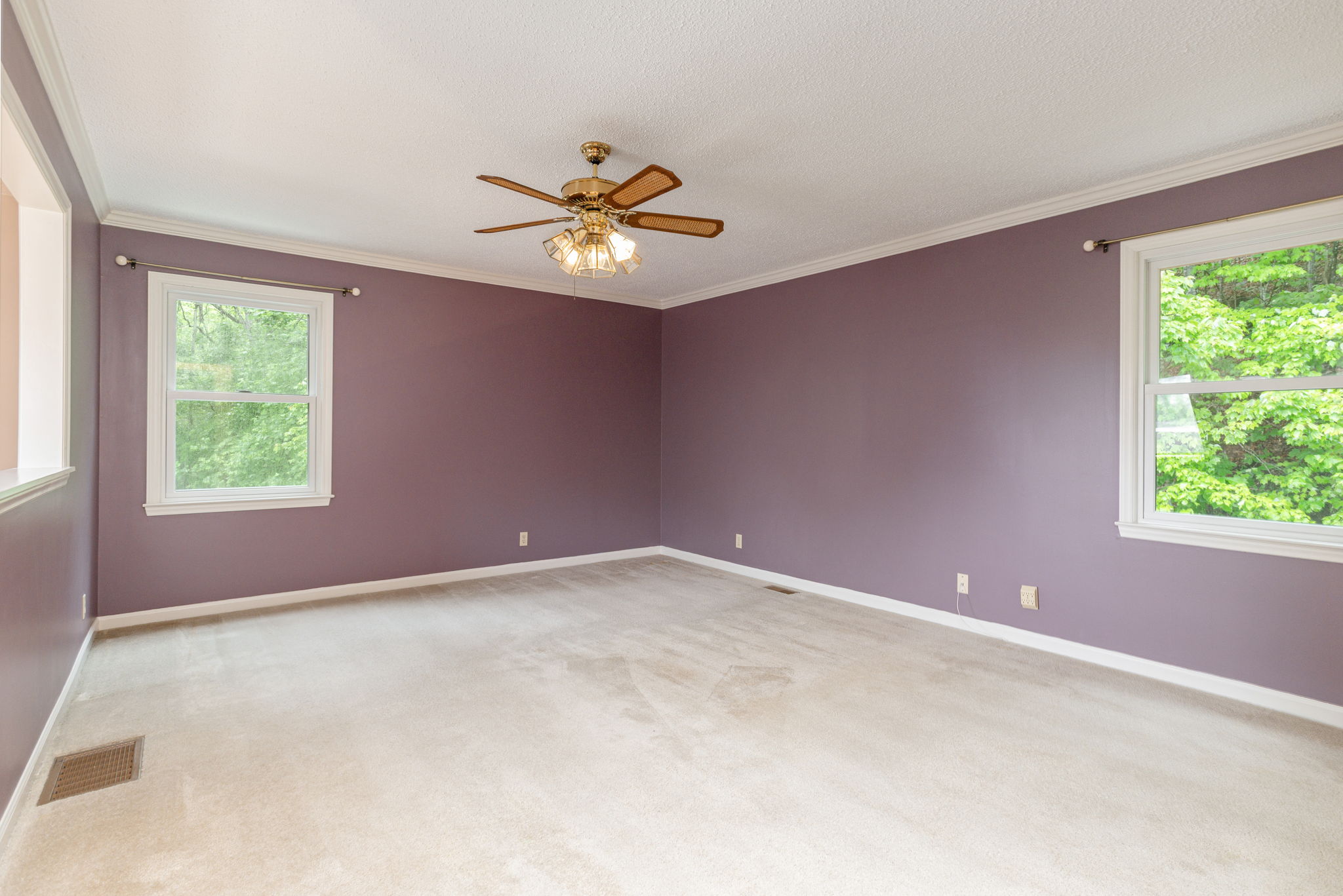 Upper Floor Master Suite