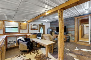  Photo 48