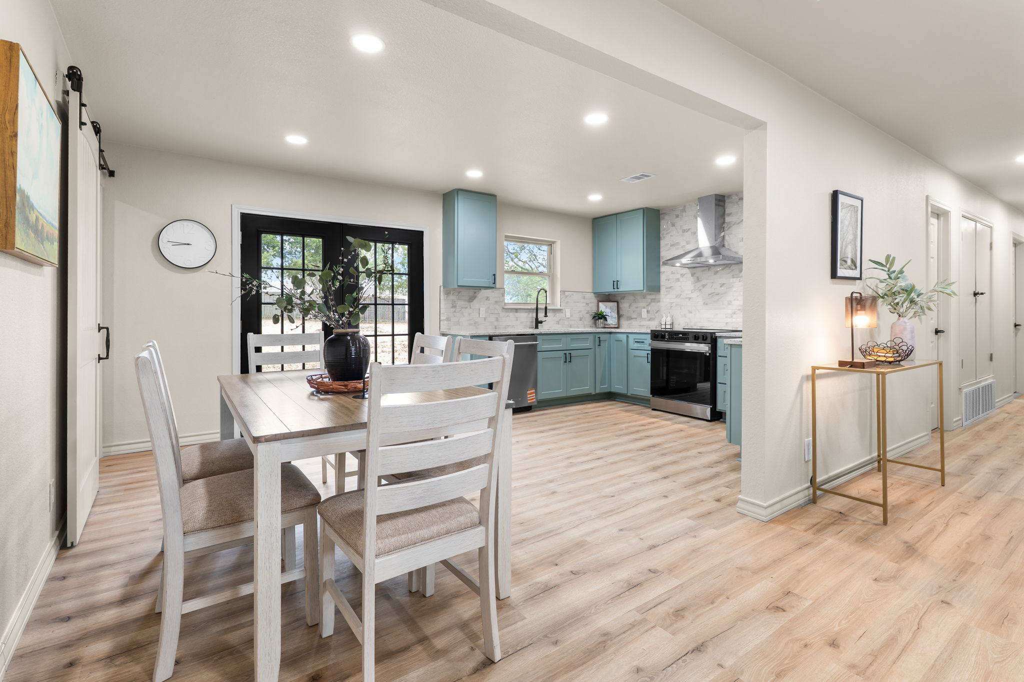 Dining Room/Kitchen