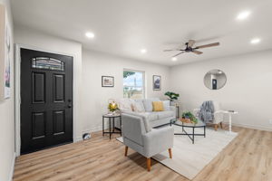 ENTRY TO LIVING RM
